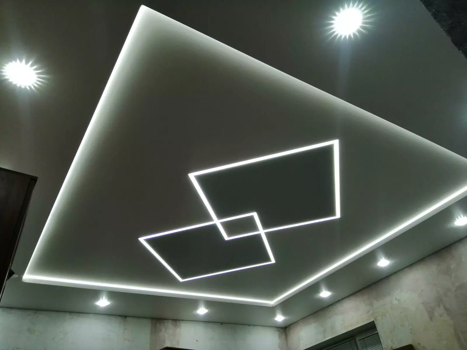 Нижневартовск, Нефтяников, 80, фото 2